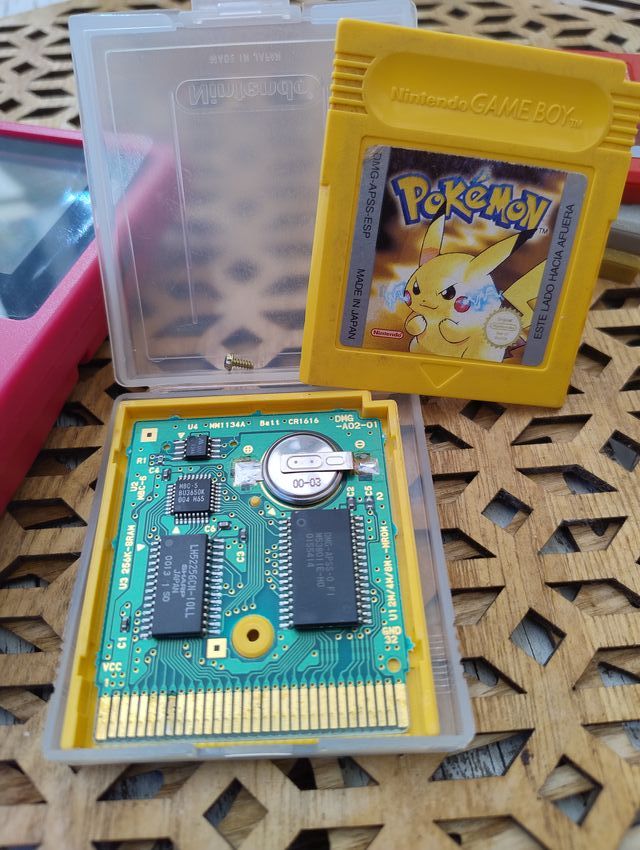 Pokémon Amarillo ORIGINAL Game Boy DMG-APSS-ESP