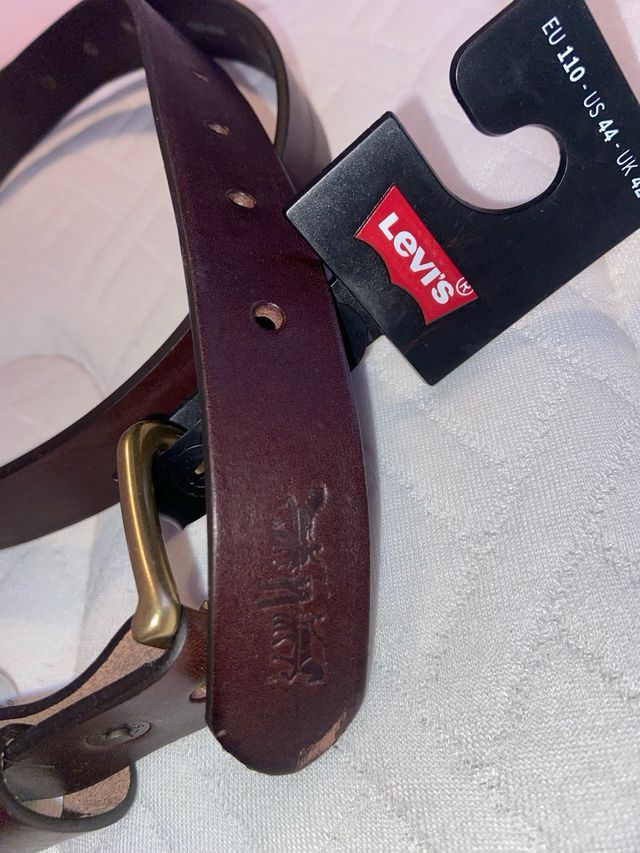 Cinturón Levi's de piel marrón