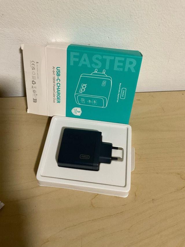 Caricatore 100W 3 Porte USB-C + Cavo