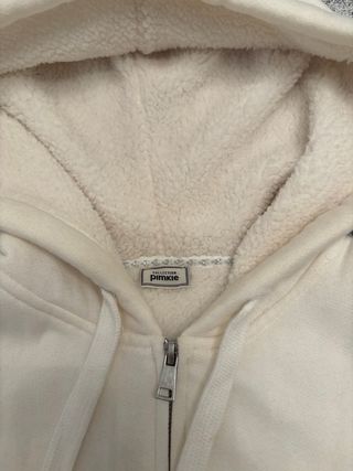 Sudadera beige Pimkie con capucha