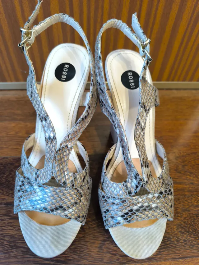 Tacones ROSSI