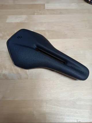 Sillín Syncros Belcarra 2.0 Carbon 145mm