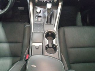 Lexus NX 2.5 300h Business Navigation 2WD