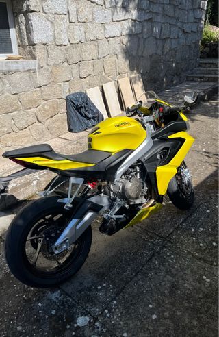 Aprilia RS 660 2022