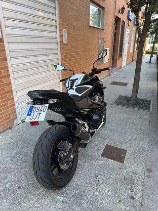 Kawasaki Z800e