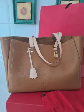 CAROLINA HERRERA ANDY LOCKED ALL DAY