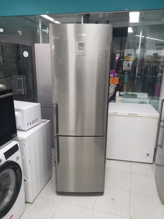 Nevera Samsung inox 1.90m con garantía