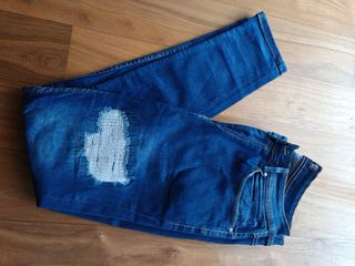 Pantalones vaqueros rotos talla 40-44