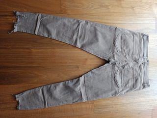 Pantalones vaqueros rotos talla 40-44