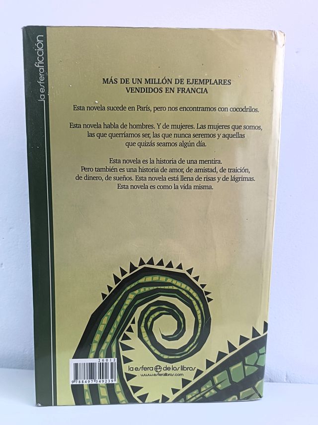 Los ojos amarillos de los cocodrilos