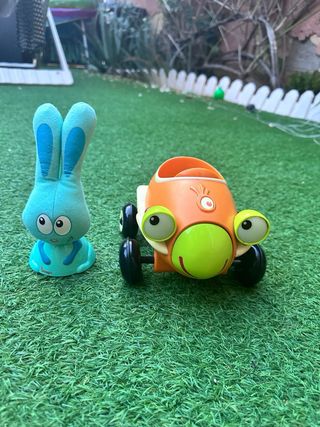 Coche musical con conejito Quaps