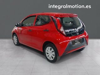 Toyota Aygo 1.0 70 x-play