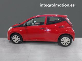 Toyota Aygo 1.0 70 x-play