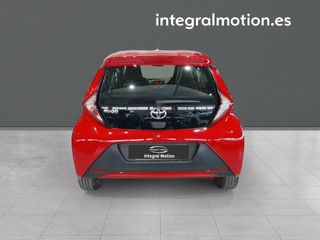 Toyota Aygo 1.0 70 x-play