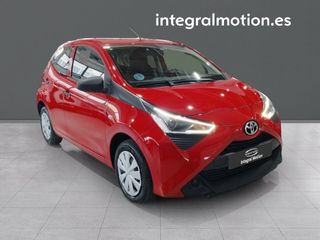 Toyota Aygo 1.0 70 x-play