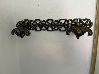 Appendiabiti da parete in metallo