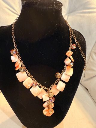 Collar Zara Nácar y Cristal