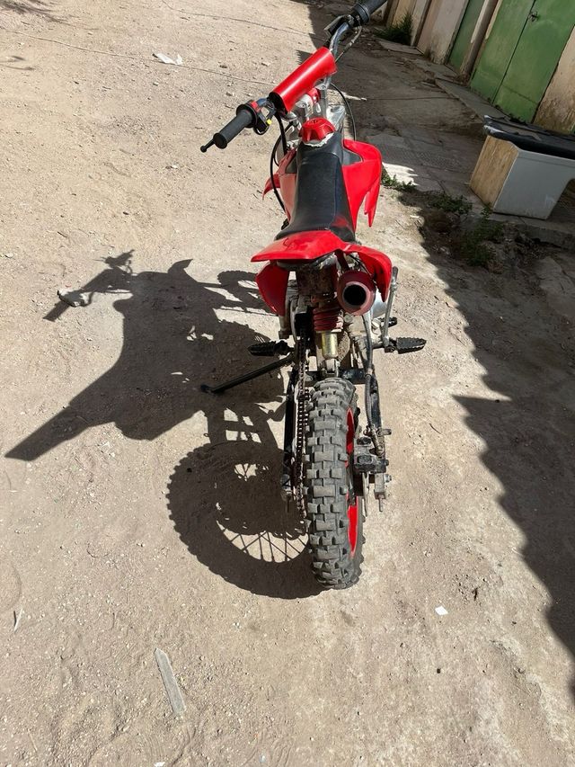 Pit Bike 125cc 4T Buen Estado