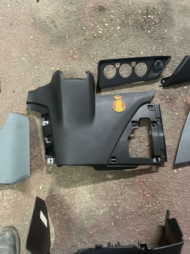 Piezas consola Ford Transit Custom