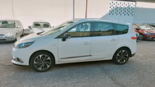 Renault Grand Scenic 2015