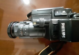 Videocámara Philips Explorer HQ VHS-C