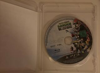 PS3 con 2 mandos + juego