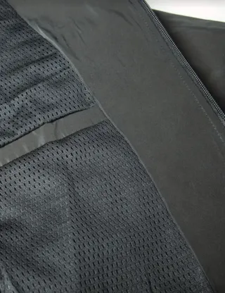 Chubasquero oficial de Gruesome Stuff Relish