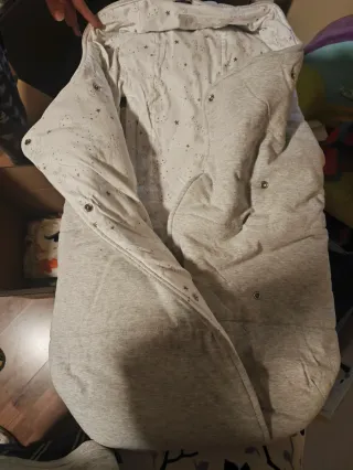 Saco para bebé gris, carrito