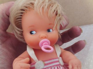 Barriguitas Besitos de Fresa con chupete