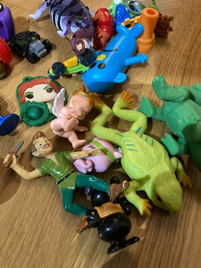 Lote de juguetes variados