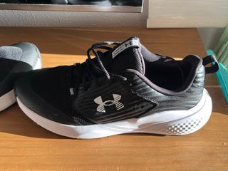 Zapatillas UA Charged Commit TR 4