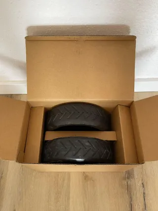 Patinete Xiaomi Pro 2 + ruedas recambio y gancho