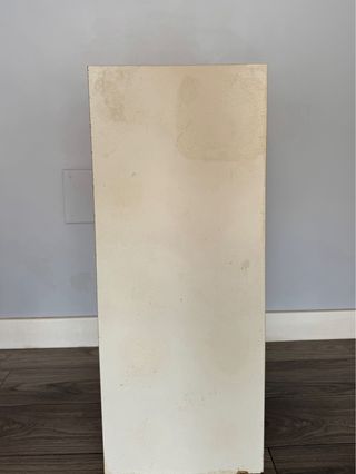 Armario pequeño madera beige