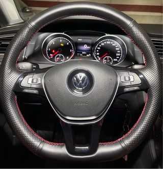 Volkswagen Golf  Advance