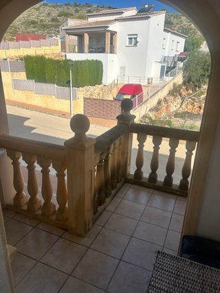 Bonita casa adosada ubicada en un entorno natural