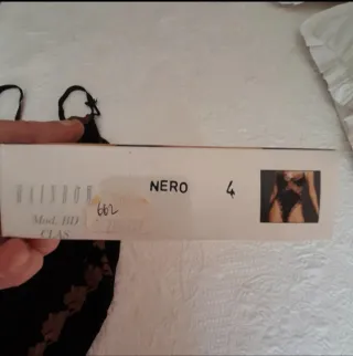 Body Rainbow L: sensualità in pizzo nero