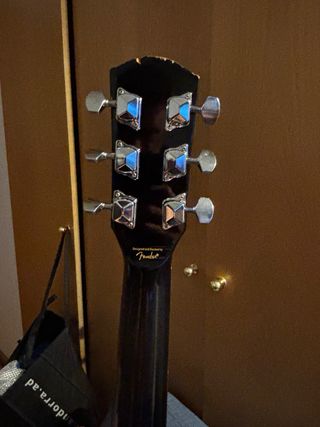 Guitarra Acústica Fender Squier SA105