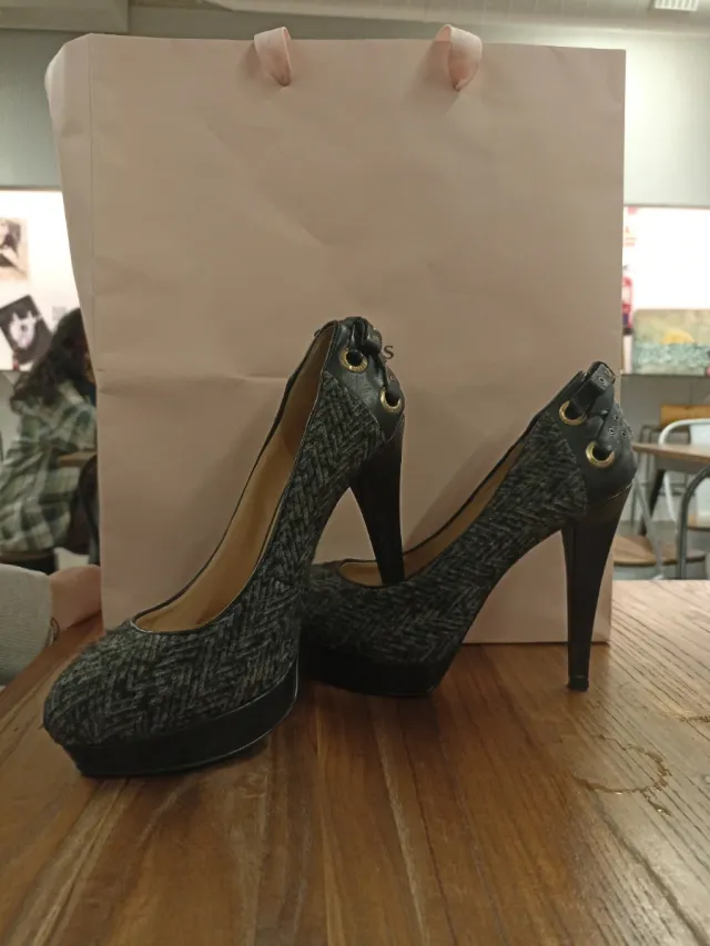 Zapatos Guess Tacón Talla 37
