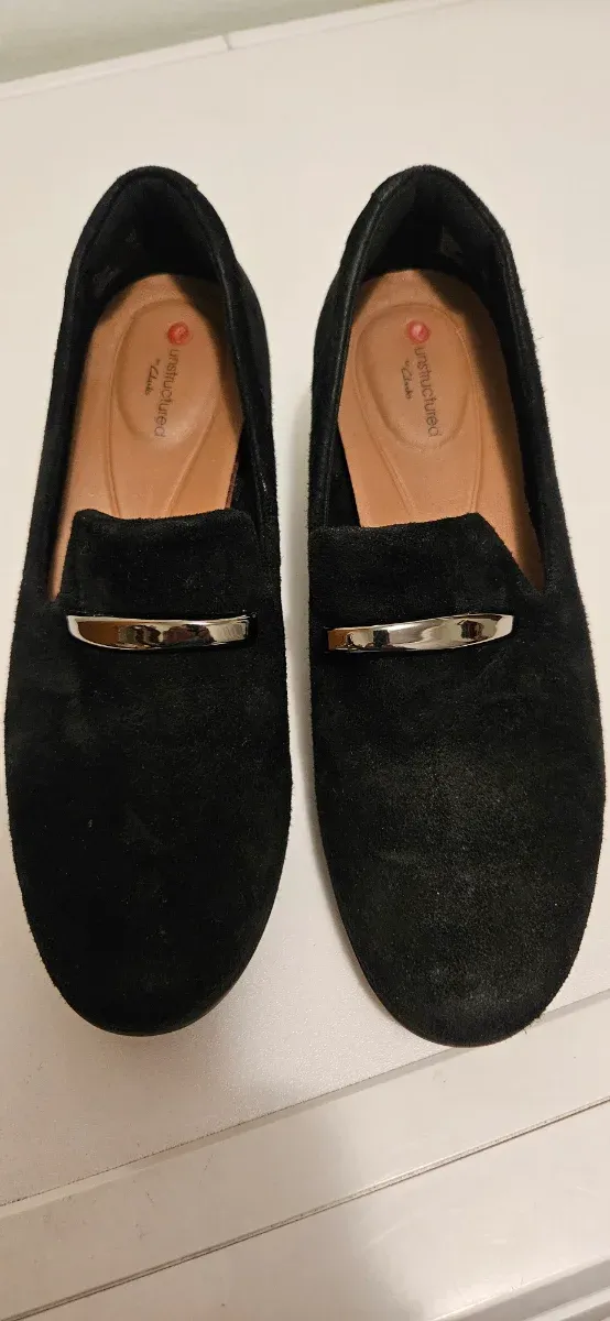 Zapato tacón ante negro Clarks Talla 36