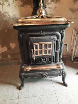 Estufa de leña nueva, sin estrenar Tubo y codo