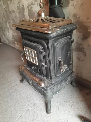 Estufa de leña nueva, sin estrenar Tubo y codo