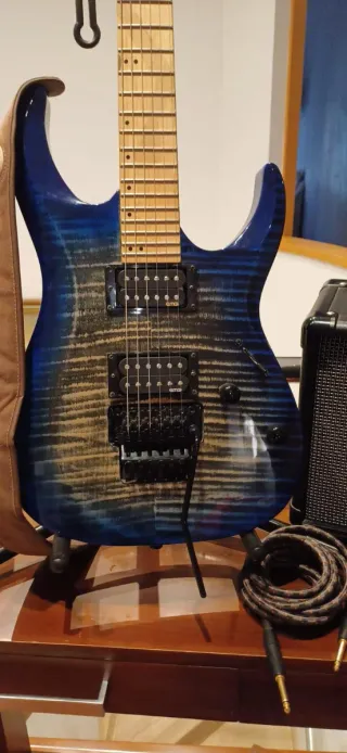 Guitarra eléctrica cort x300