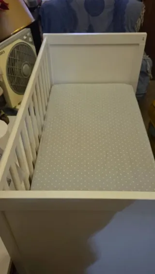 Cuna de bebé blanca  120x60