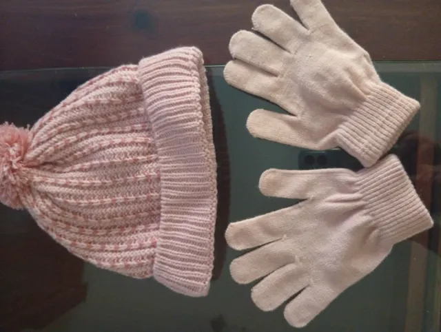 Conjunto gorro y guantes rosa