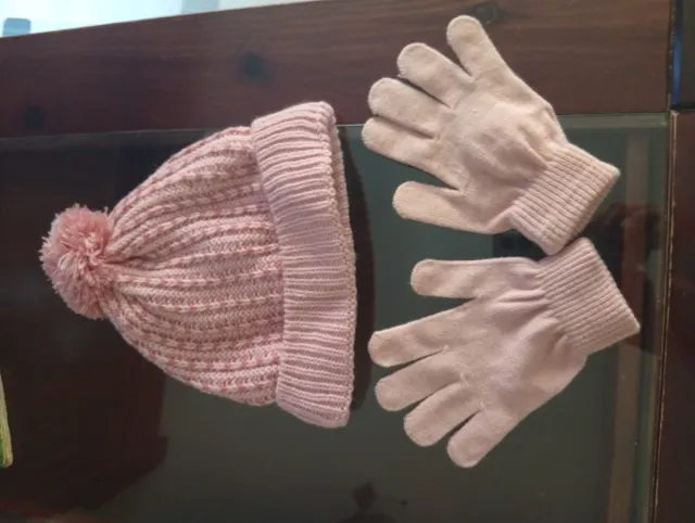 Conjunto gorro y guantes rosa