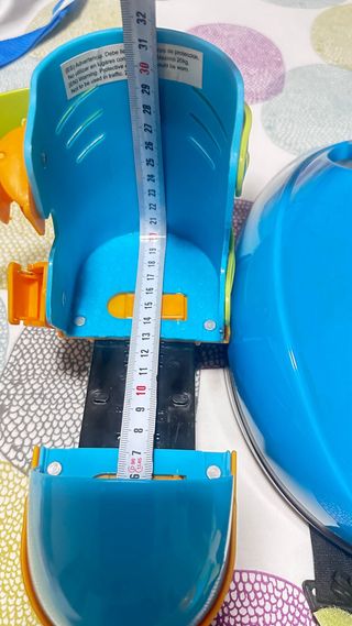 Casco, patines y protectores para niños