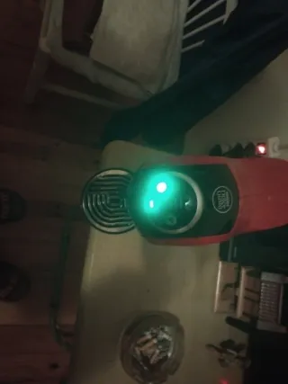 Cafetera Nescafé Dolce Gusto Roja