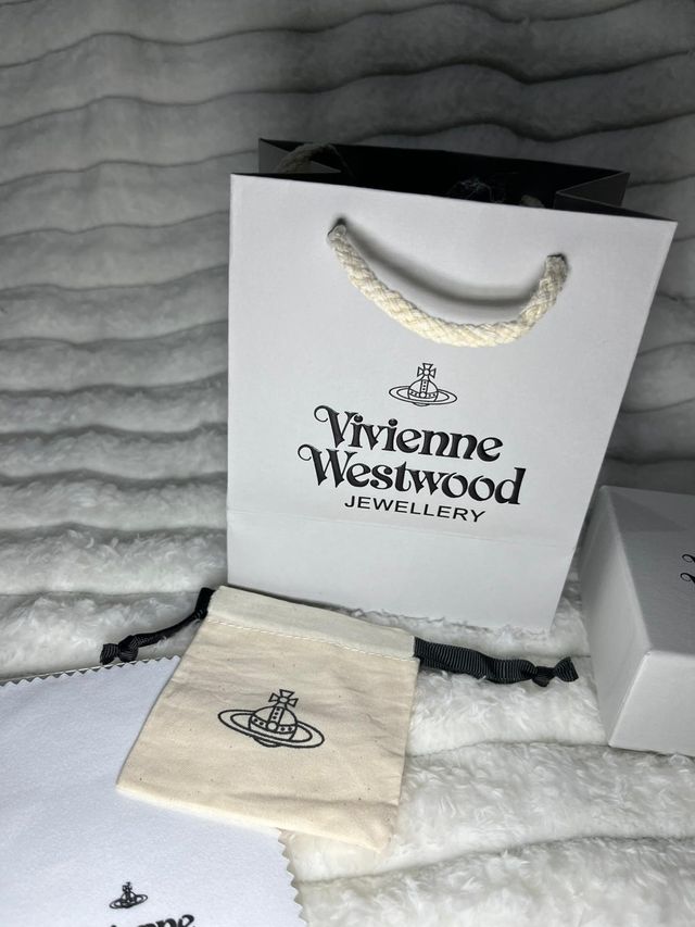 Collar Vivienne Westwood Saturno Orbe Azul Plata