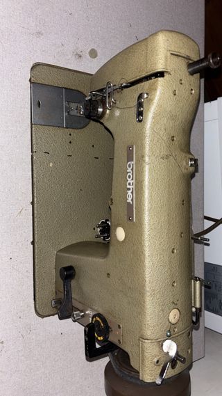 Máquina de coser Brother industrial
