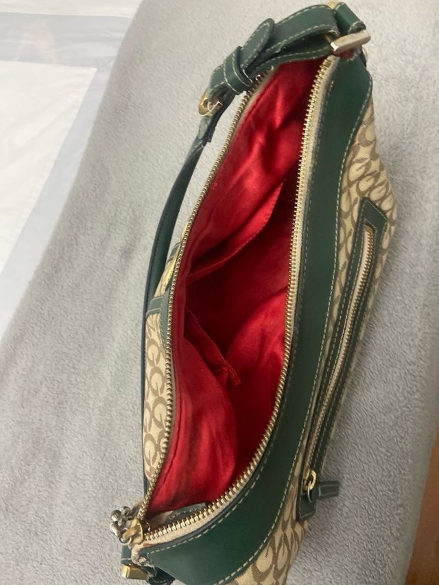 Bolso Guess Beige y Verde